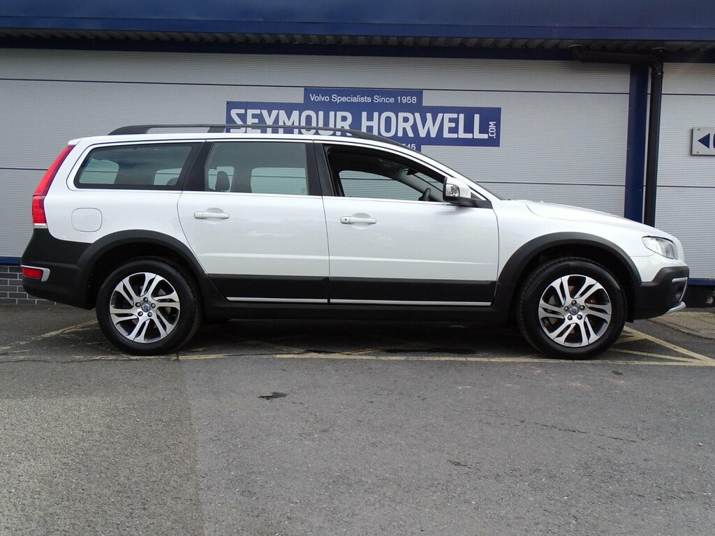 Volvo XC70 2.0 D4 Se Nav Euro 6 Ss White #6