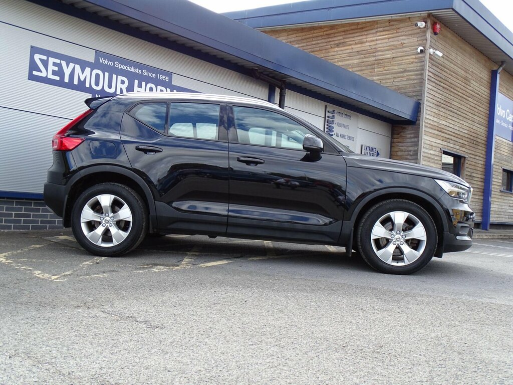 Volvo XC40 2.0 D3 Momentum Pro Suv Awd Euro 6 Black #4