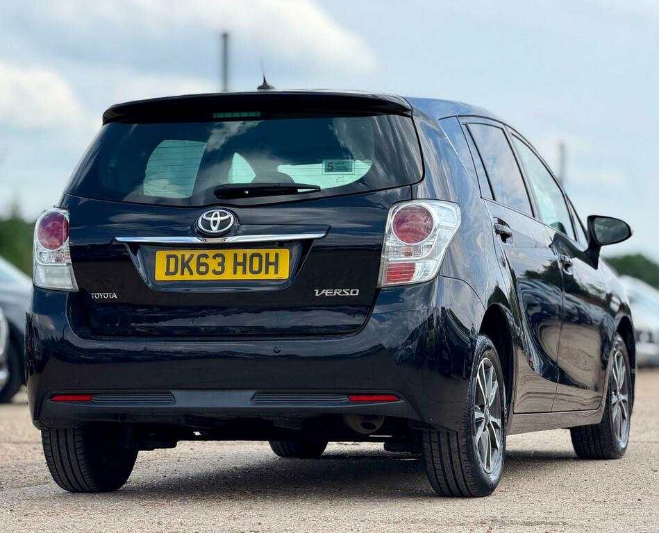 Toyota Verso D-4d Excel Blue #24
