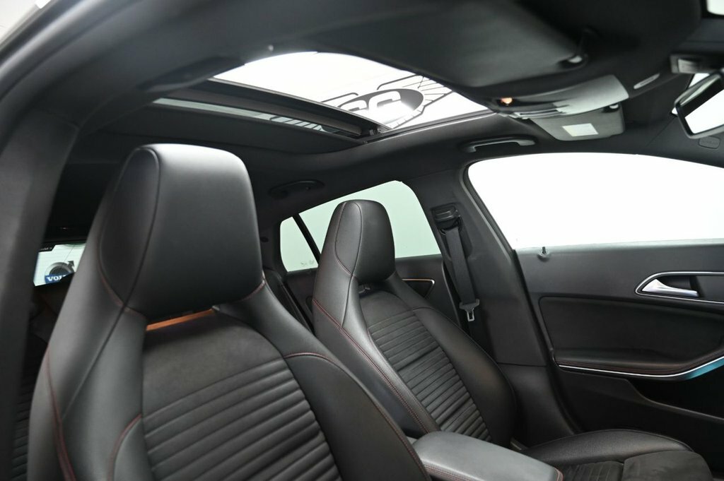 Mercedes-Benz CLA Class 2L Amg Line HY18CVE Black #2
