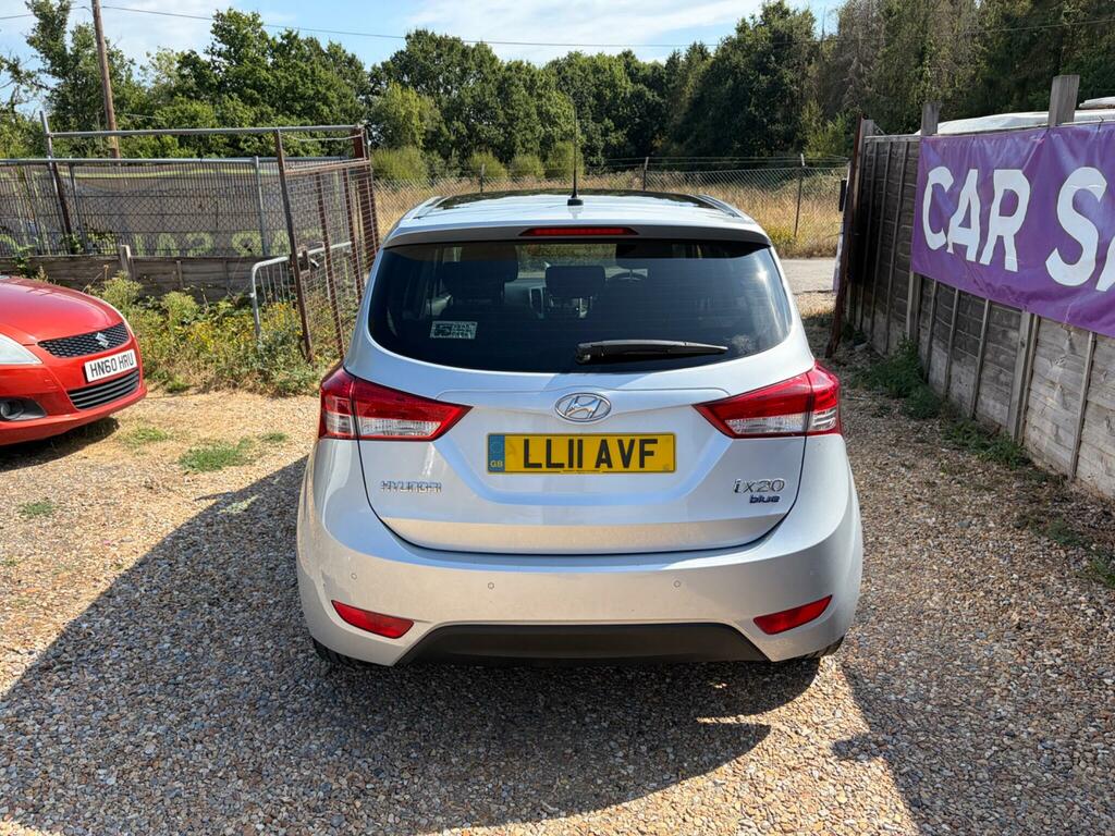Hyundai Ix20 1.4 Style Euro 5 Ss Silver #3