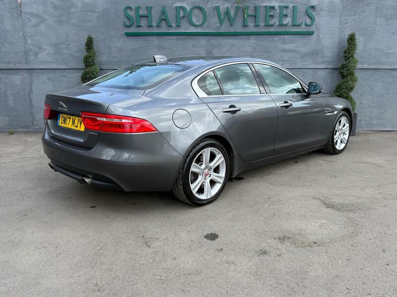 Jaguar XE 2.0I Portfolio Saloon Euro 6 S S Grey #5