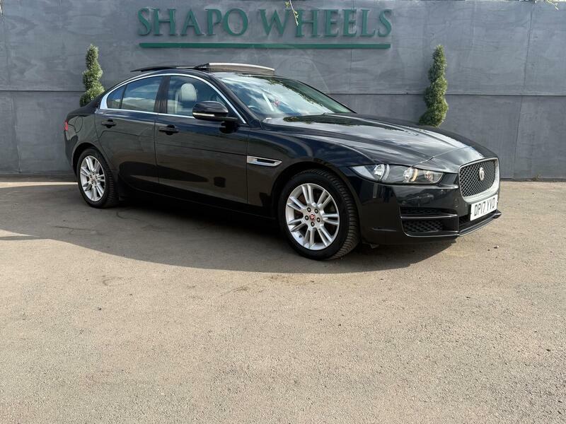 Jaguar XE 2.0I Prestige Saloon Euro 6 S S Black