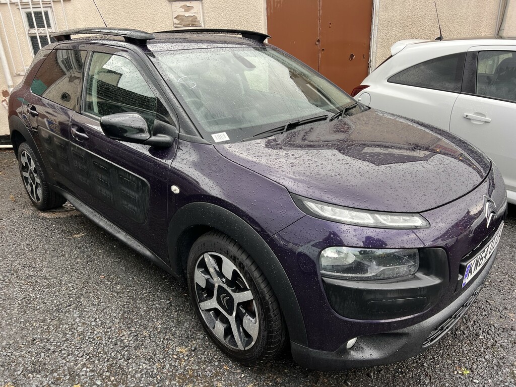 Citroen C4 Cactus 1.6 Bluehdi Flair Purple