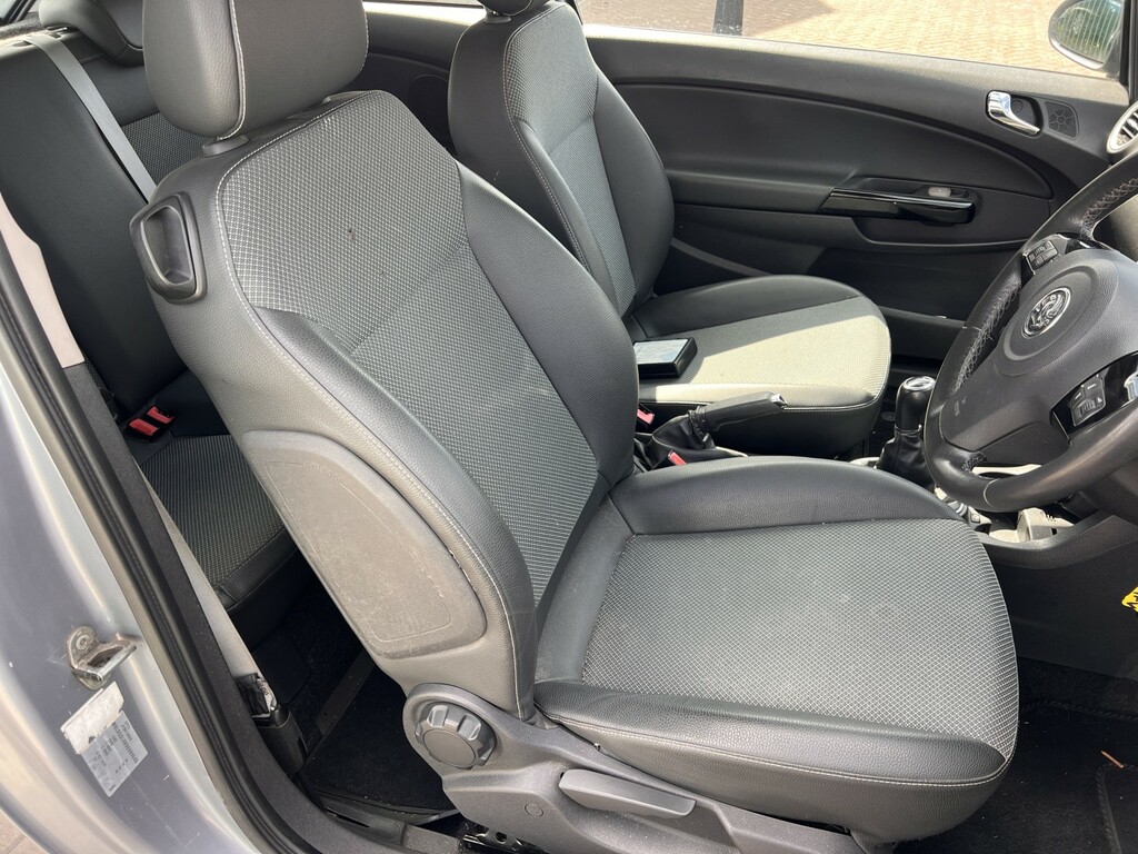 Vauxhall Corsa Hatchback 1.4 I 16V Design 200909 Silver #5