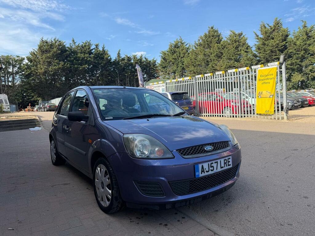 Ford Fiesta Hatchback 1.4 Style 200757 Purple