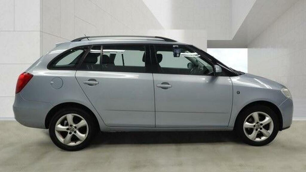Skoda Fabia Estate 1.2 Htp 12V 2 201010 Blue #4
