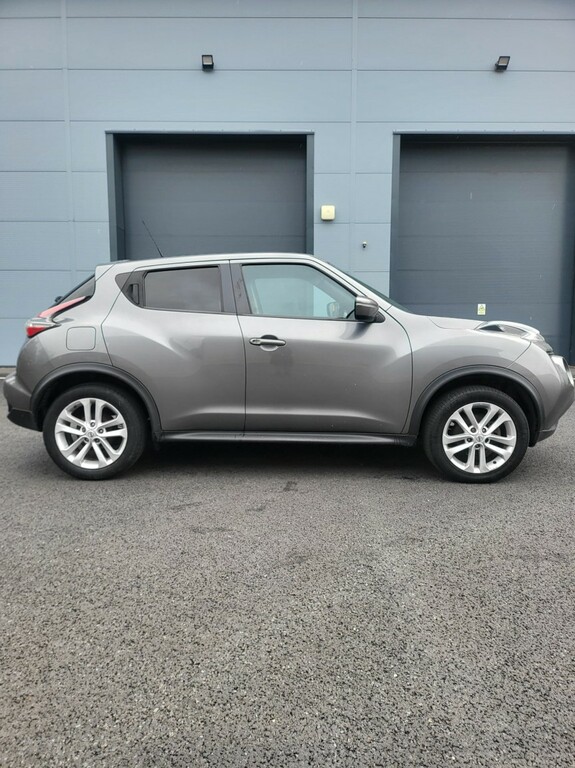 Nissan Juke Acenta Dig-t Black #11
