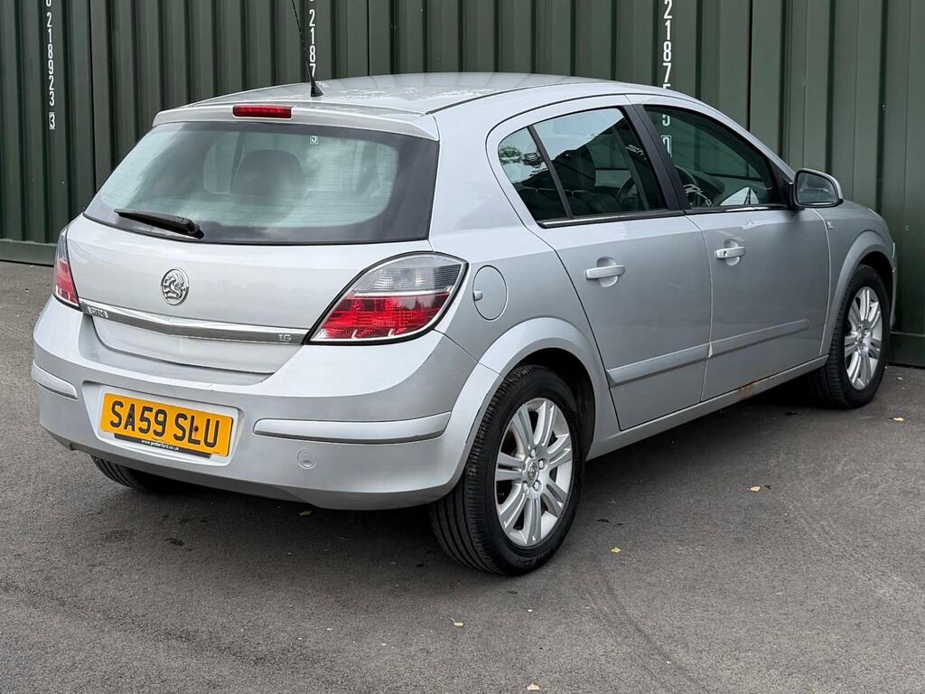 Vauxhall Astra 1.6I 16V Design Silver #6