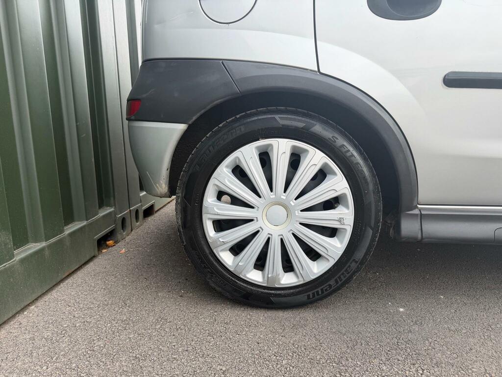 Vauxhall Corsa Hatchback Green #27