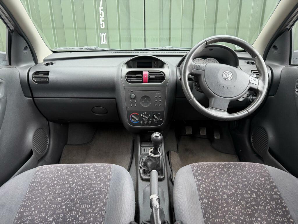 Vauxhall Corsa Hatchback Green #7