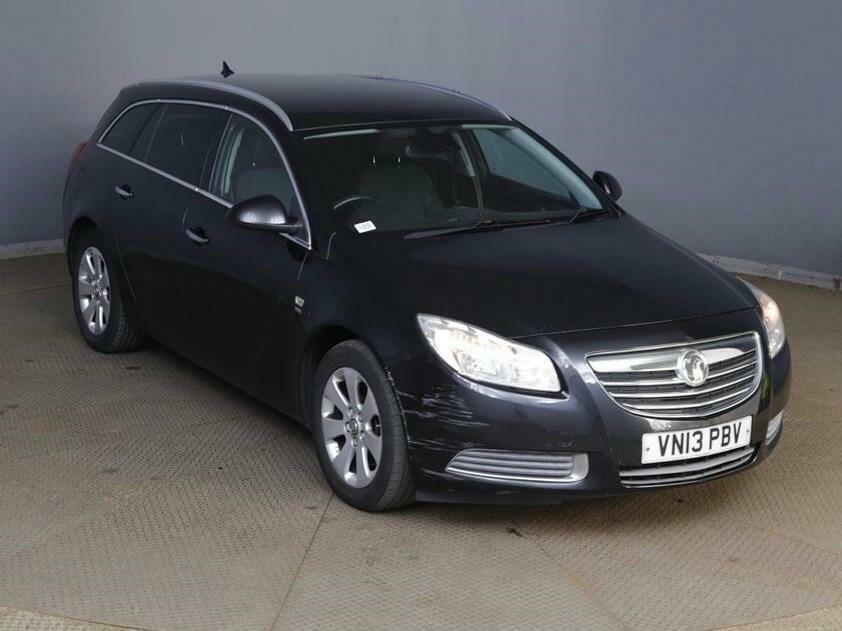 Vauxhall Insignia 2.0 Cdti Ecoflex Se Nav Sports Tourer Euro 5 Ss Black