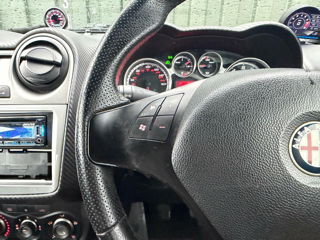 Alfa Romeo MiTo Hatchback Red #19
