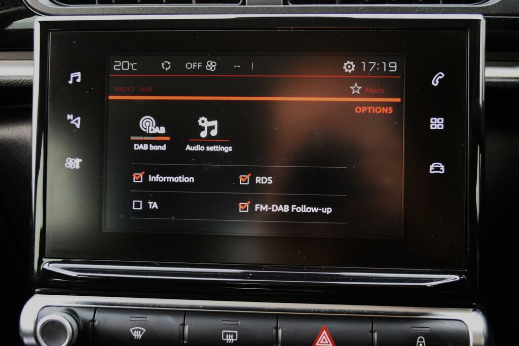 Citroen C3 1.2 Puretech Feel Hatchback Euro BT67DVB Silver #4