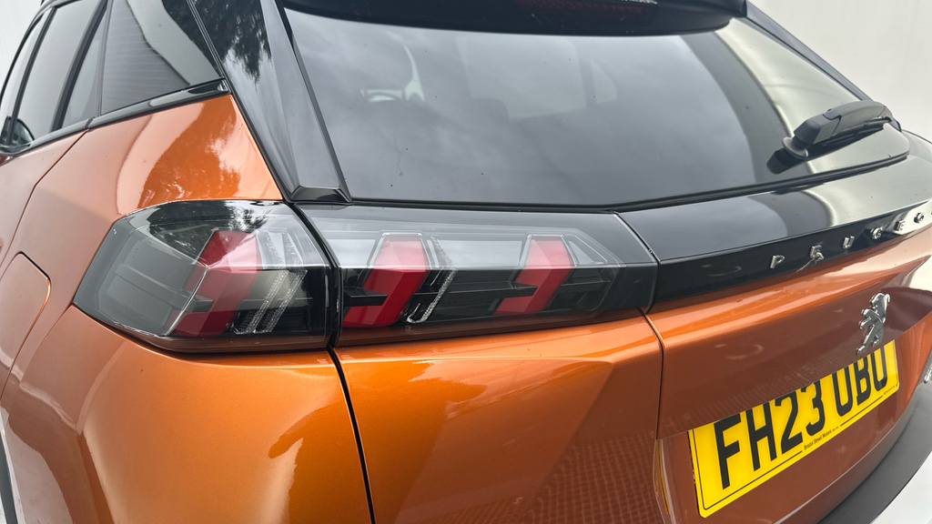 Peugeot 2008 1.2 Puretech Gt Suv Eat Euro 6 S S 1  #23