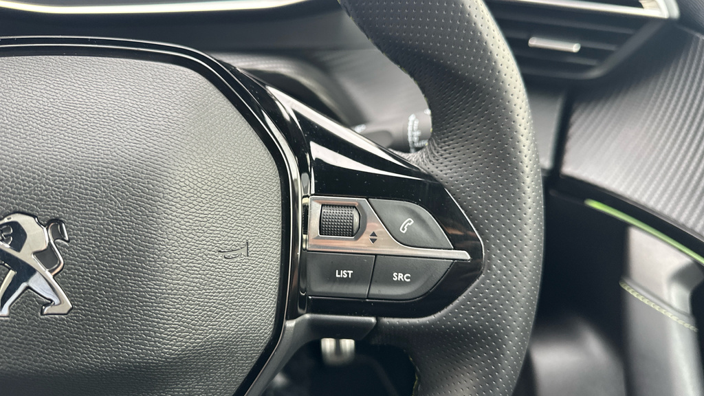 Peugeot e-2008 50Kwh Gt Suv 7Kw Charger 136  #12