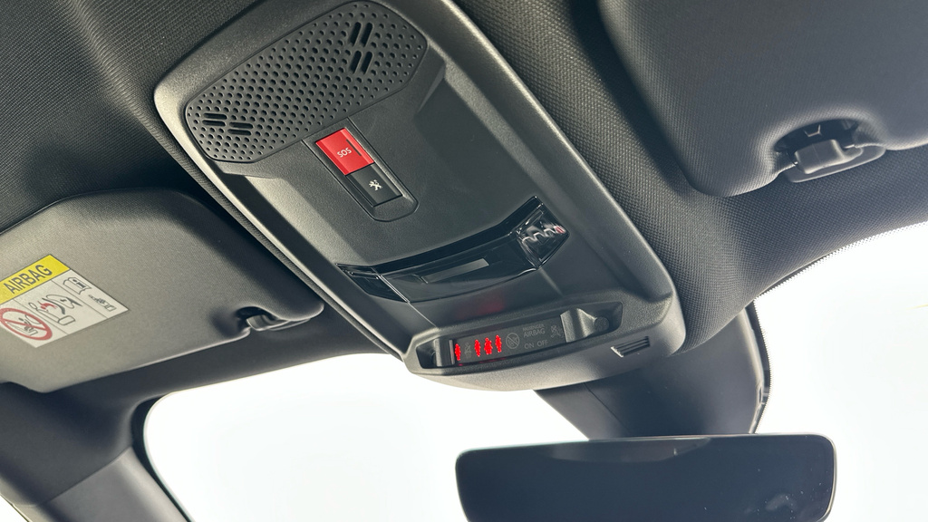 Peugeot e-2008 50Kwh Gt Suv 7Kw Charger 136  #74