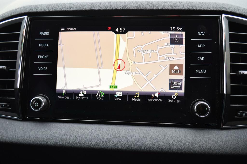 Skoda Karoq 1.6 Tdi Se L Suv Dsg Euro 6 Ss 115 Red #3
