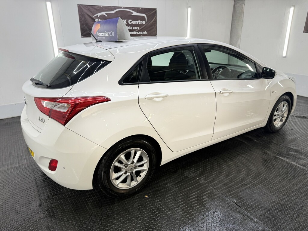 Hyundai I30 Hatchback 1.6 Crdi Active 2012 Black #12