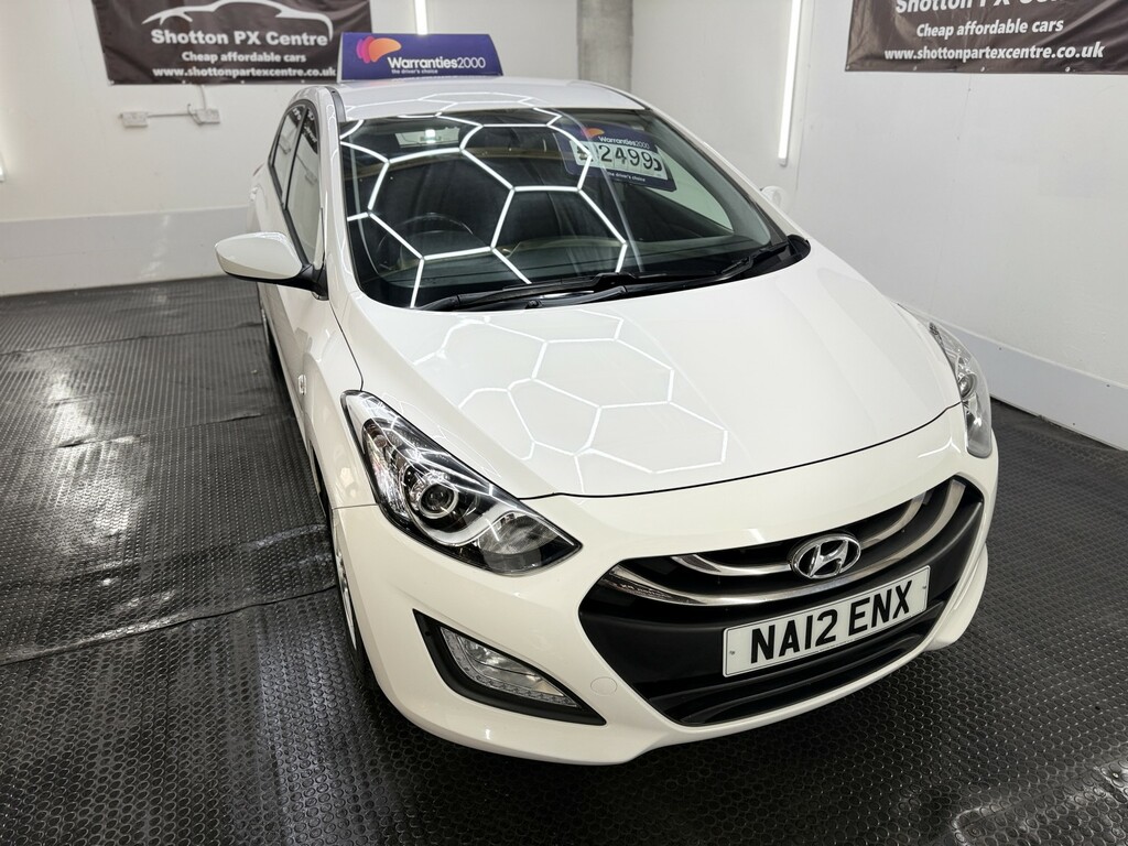 Hyundai I30 Hatchback 1.6 Crdi Active 2012 Black #8