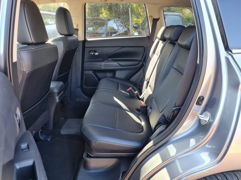 Mitsubishi Outlander 2.0Ha Gx4 Grey #26