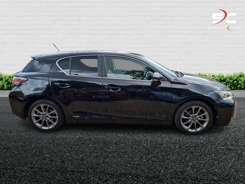 Lexus CT Advance Black #2