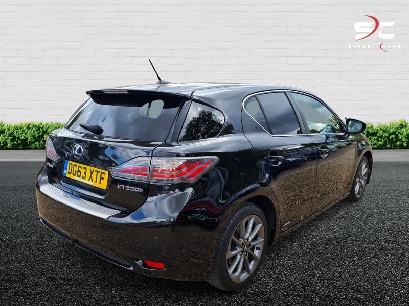 Lexus CT Advance Black #3
