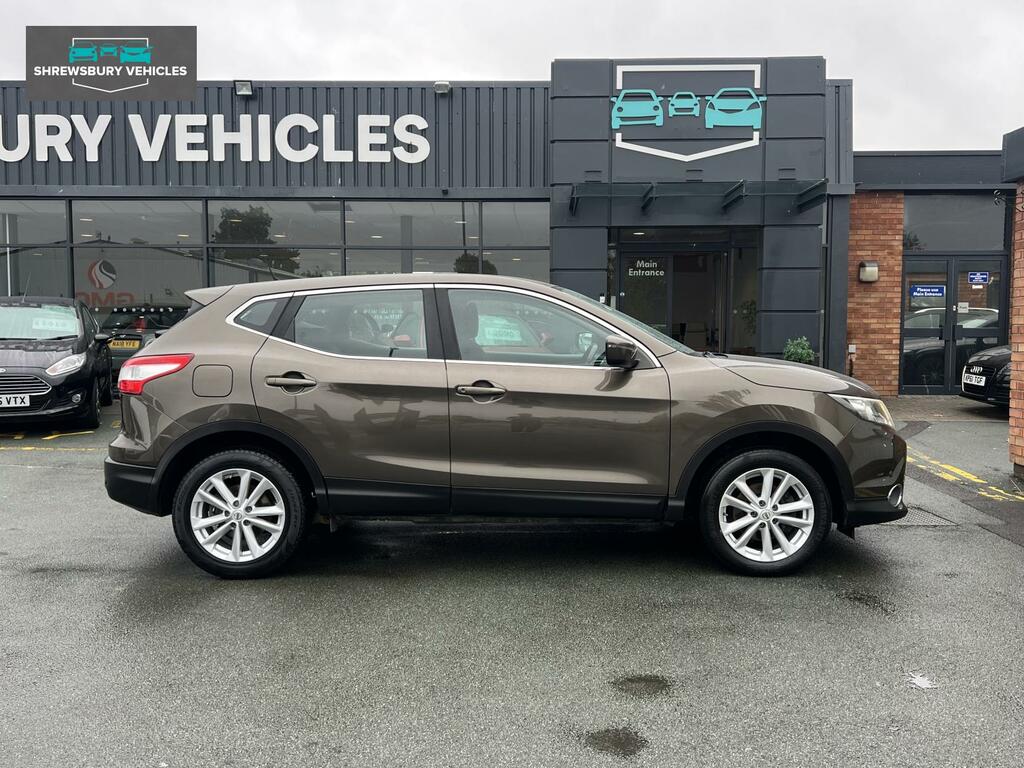 Nissan Qashqai Acenta Beige #4
