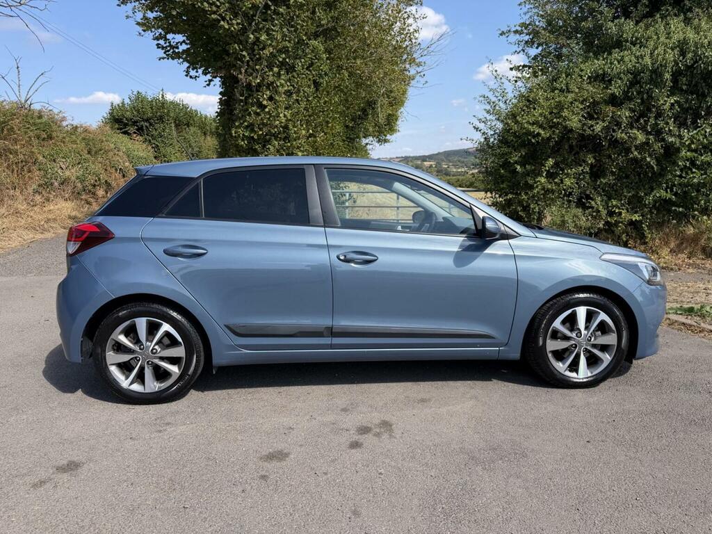 Hyundai I20 Hatchback 1.2 Premium Se Euro 6 201565 Blue #3