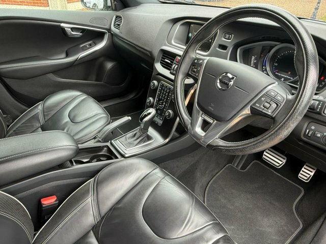 Volvo V40 1.5 T2 R-design Pro Hatchback Euro Silver #3