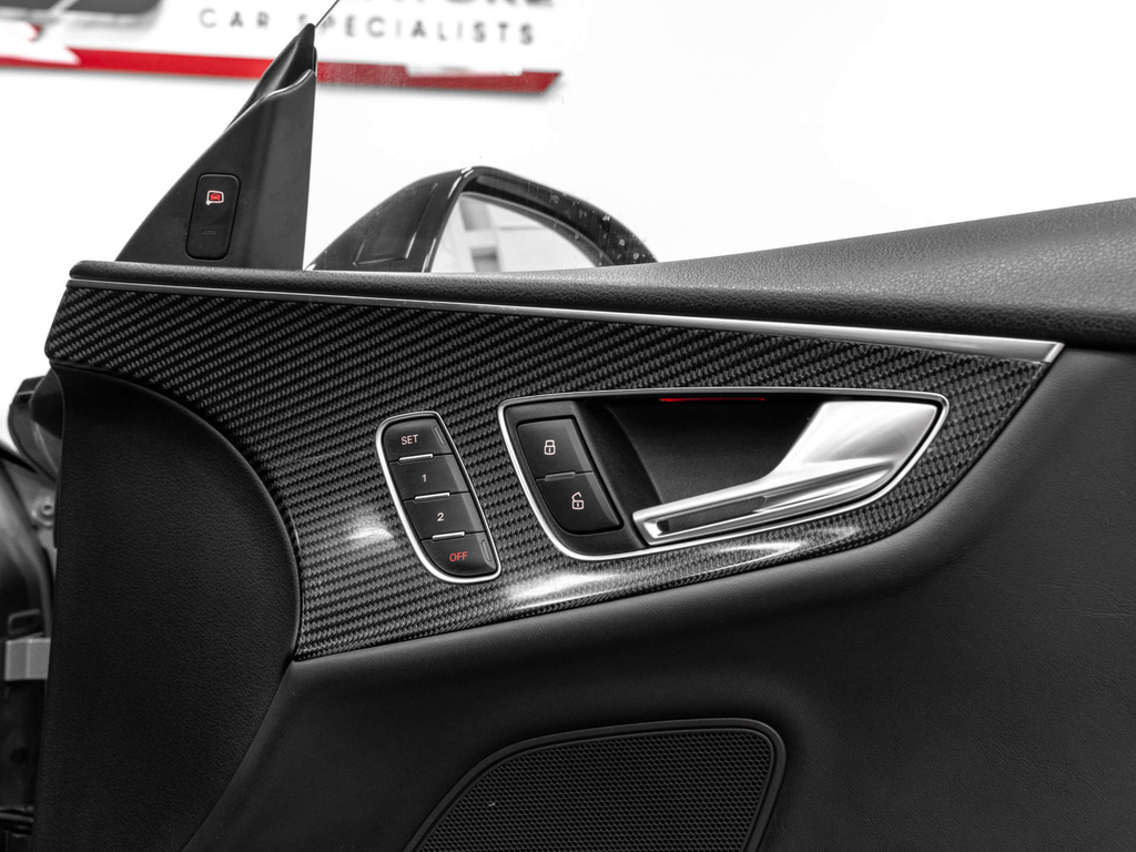 Audi RS7 Hatchback 4.0 Black #27