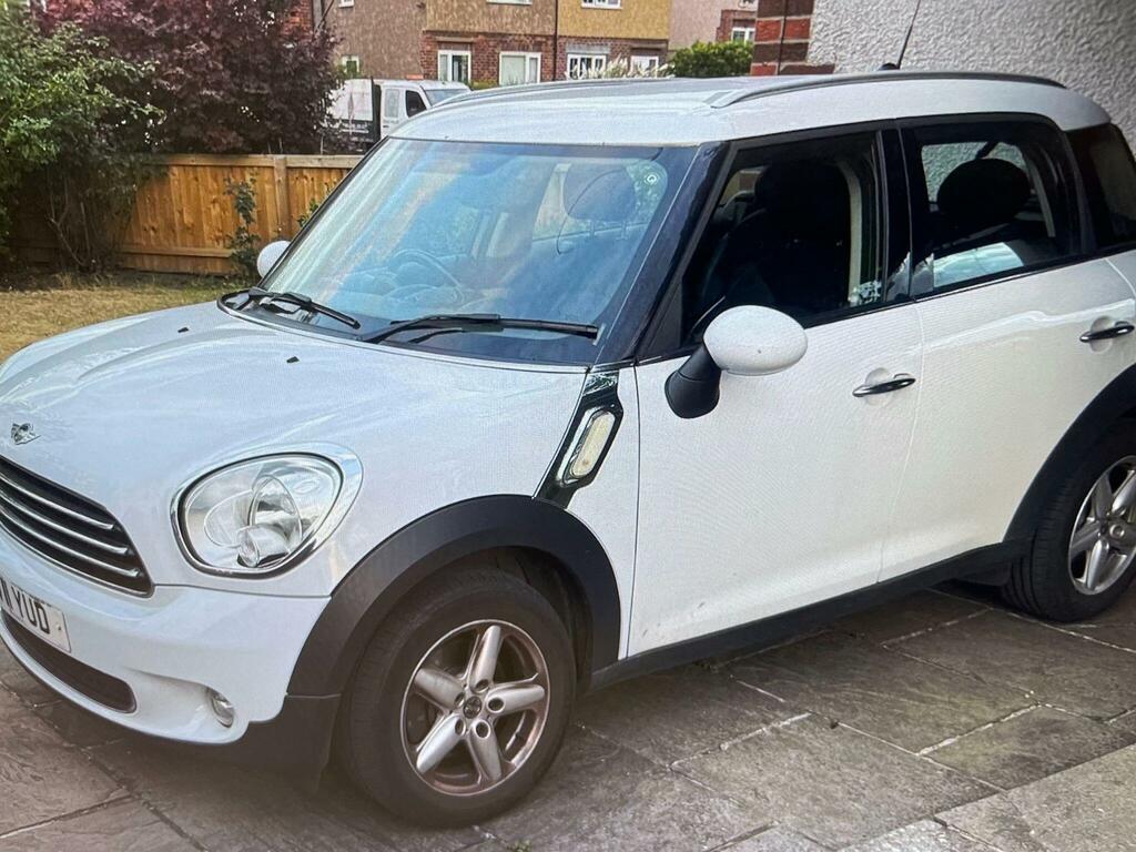 Mini Countryman Cooper BK58CCV White #4