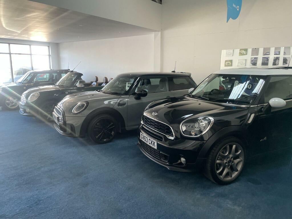 Mini Hatch Silver #22