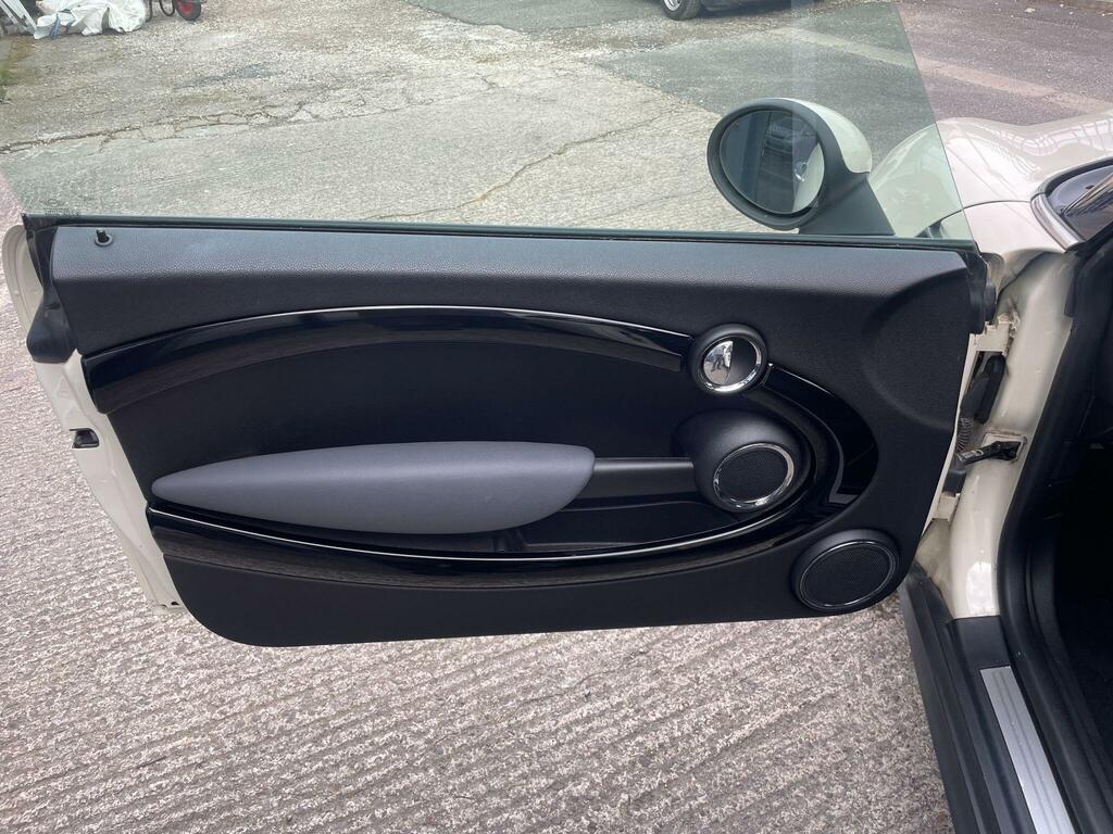 Mini Hatch One White #5