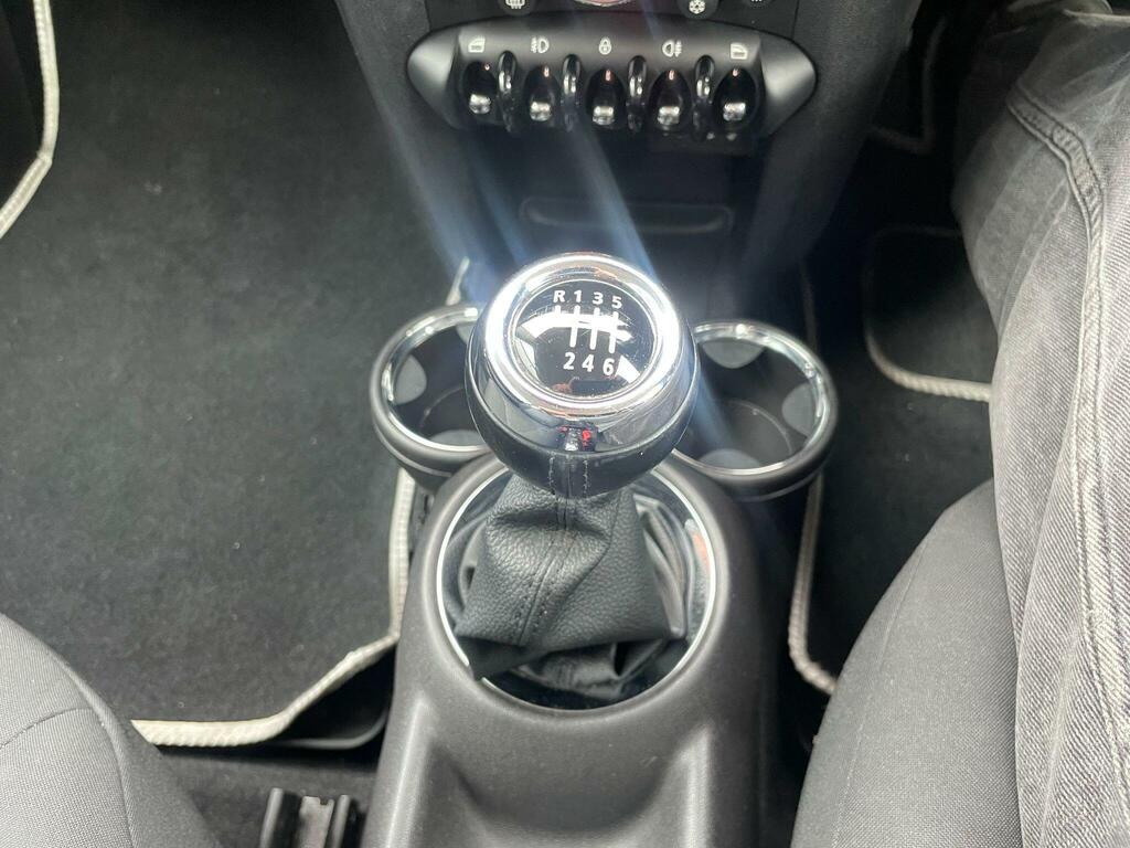 Mini Hatch Silver #17