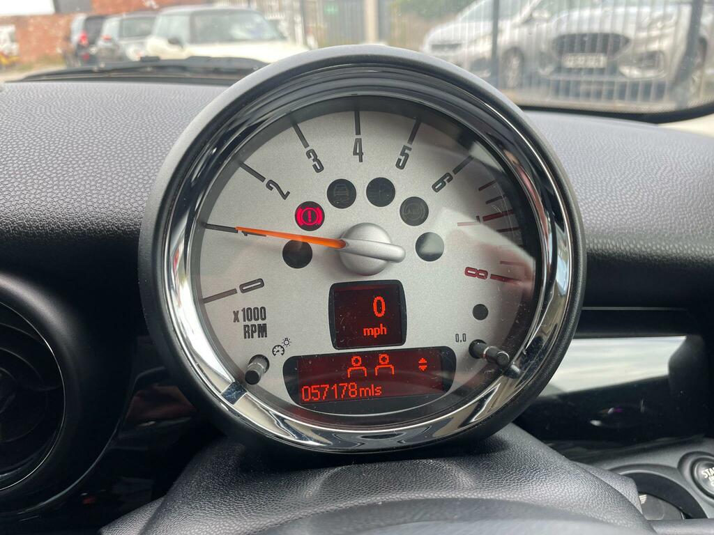 Mini Hatch Silver #19