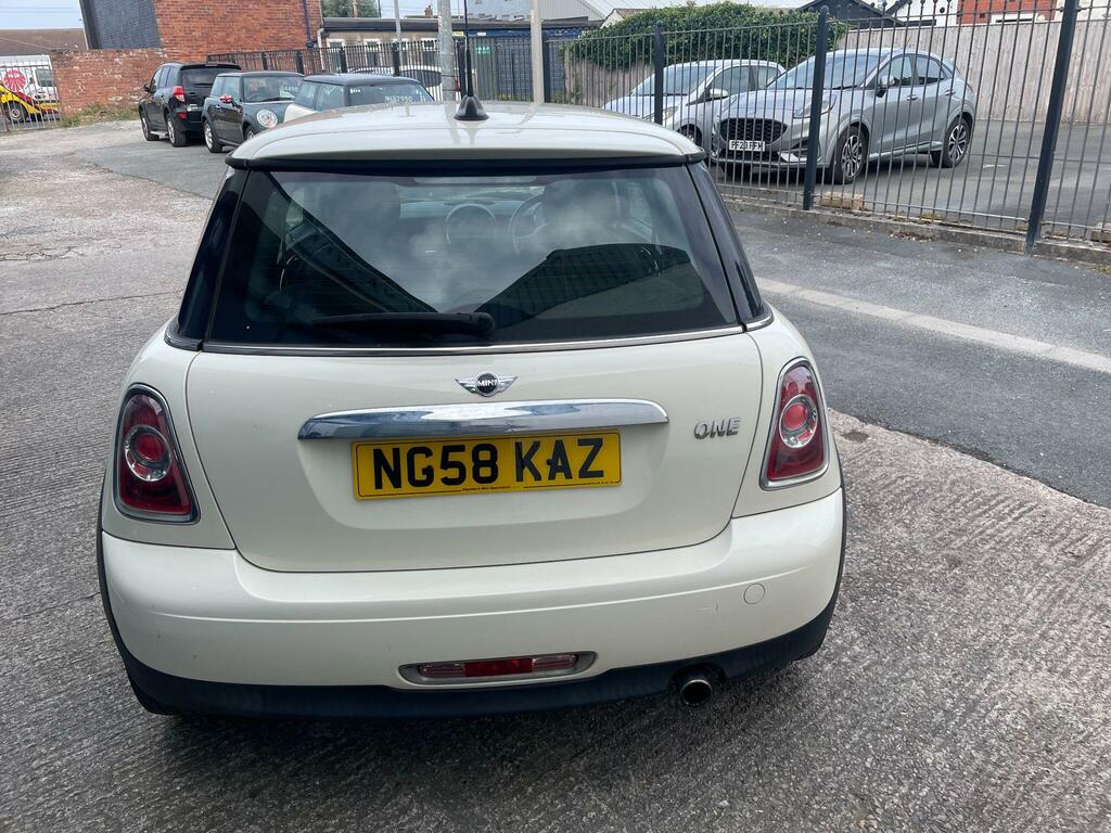 Mini Hatch Silver #14