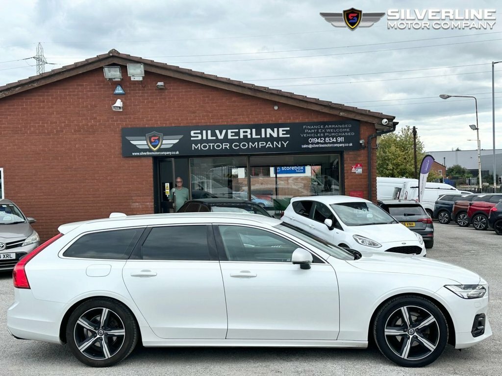 Volvo V90 2L R-design White #3