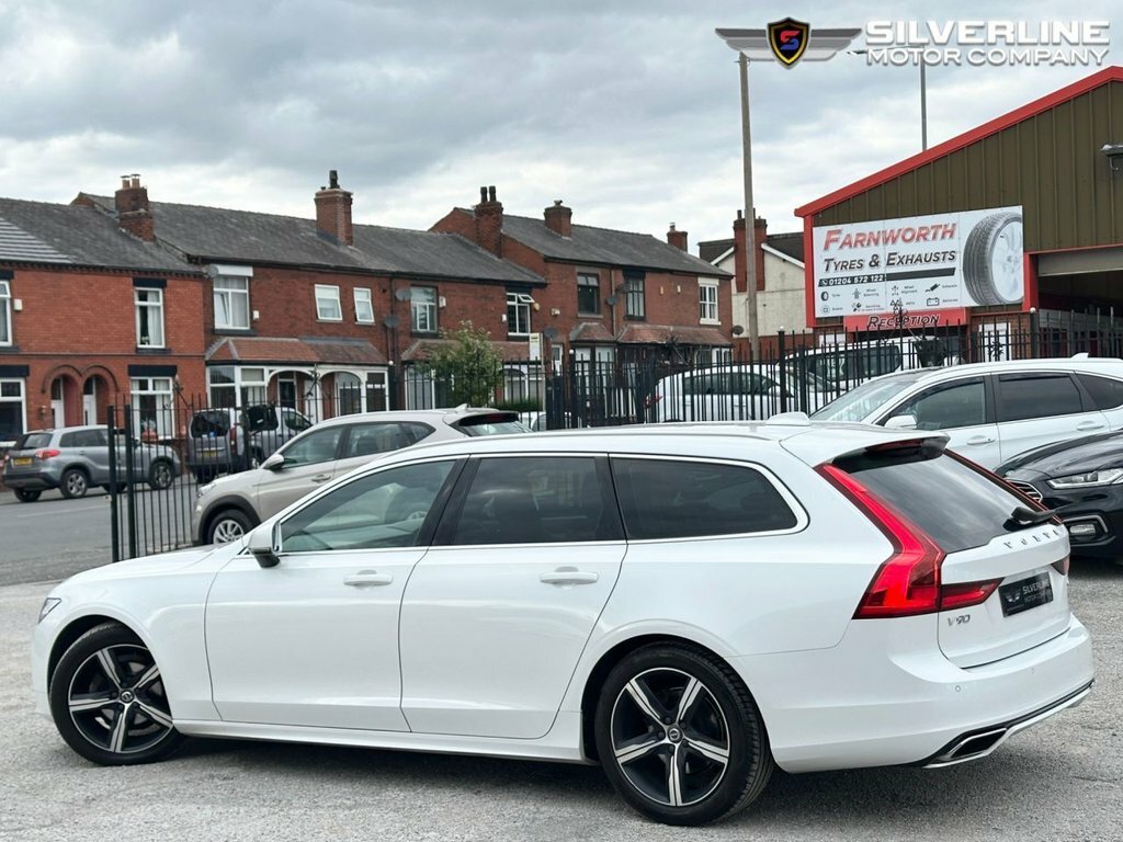 Volvo V90 2L R-design White #2