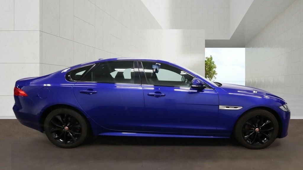 Jaguar XF I R-sport Black #8