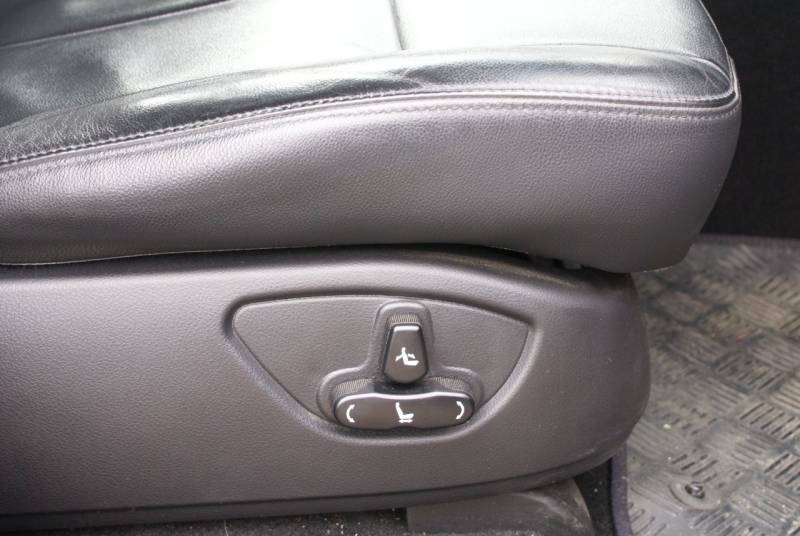 SsangYong Musso Ex White #10