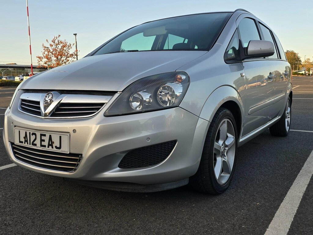 Vauxhall Zafira 1.6 16V Exclusiv Euro 5 LA12EAJ Silver #2