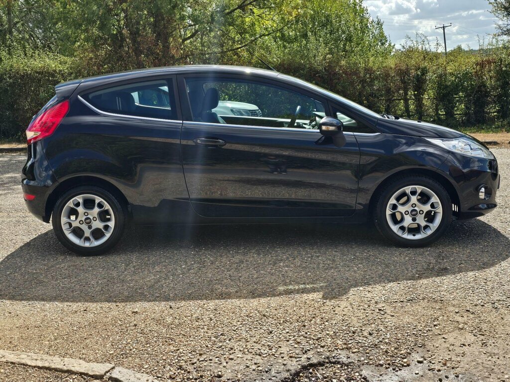 Ford Fiesta 1.25 Zetec Black #5