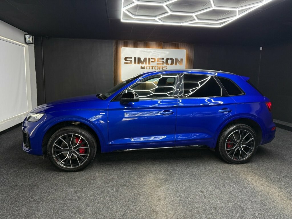 Audi Q5 2L Edition 1 SW71PXU Blue #4