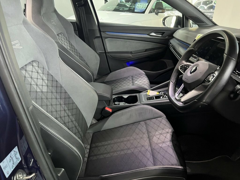 Volkswagen Golf 1.5L R-line Blue