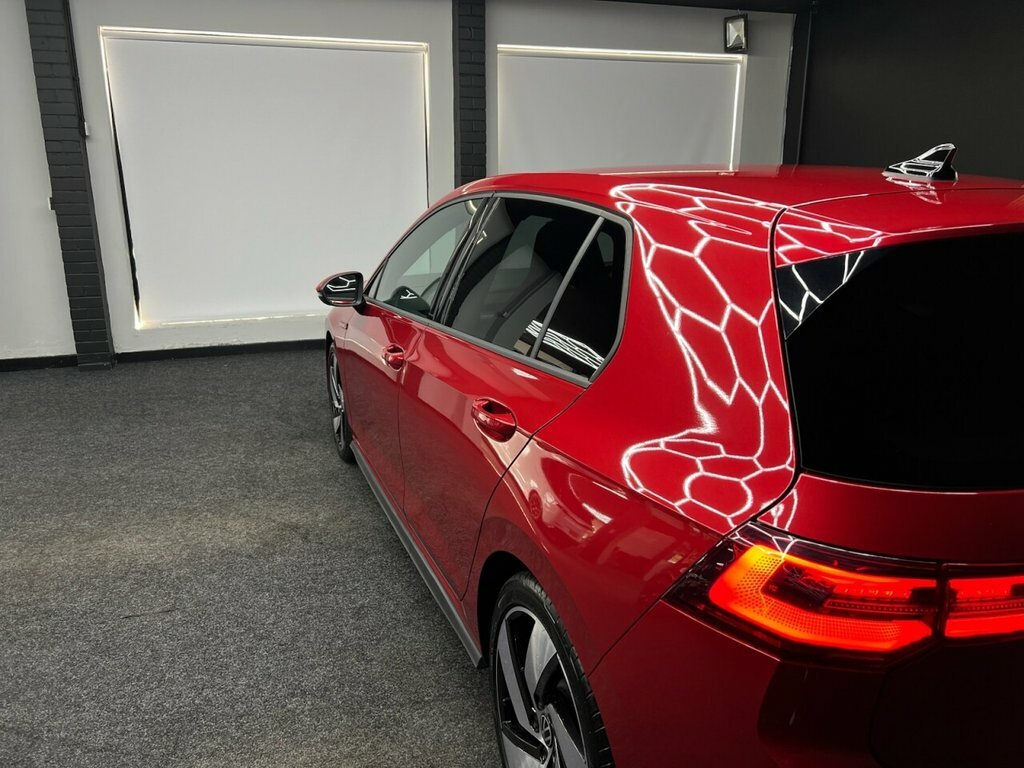 Volkswagen Golf 2L Gti Red #6