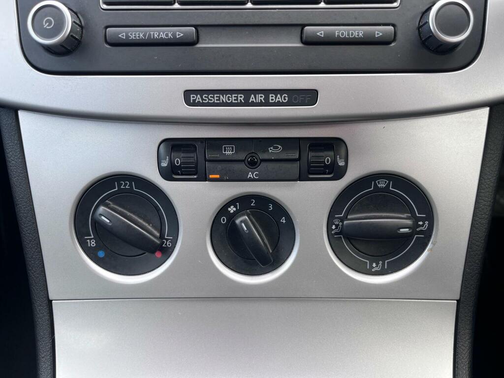 Volkswagen Passat Passat Silver #25