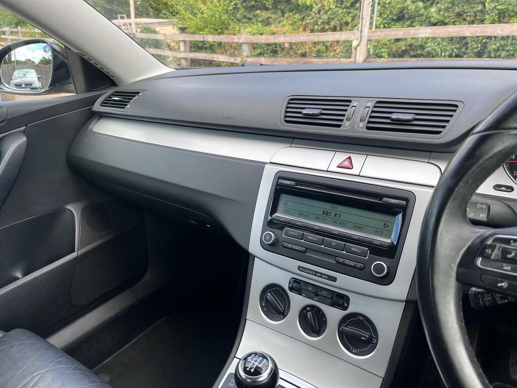 Volkswagen Passat Passat Silver #12