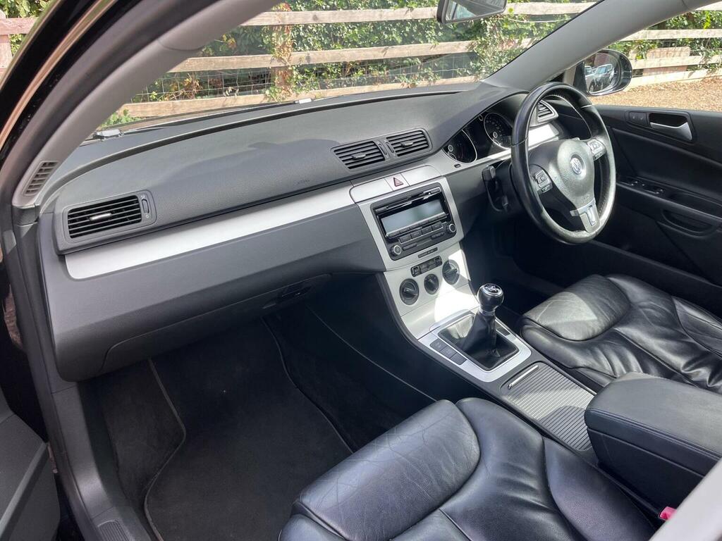 Volkswagen Passat Passat Silver #10