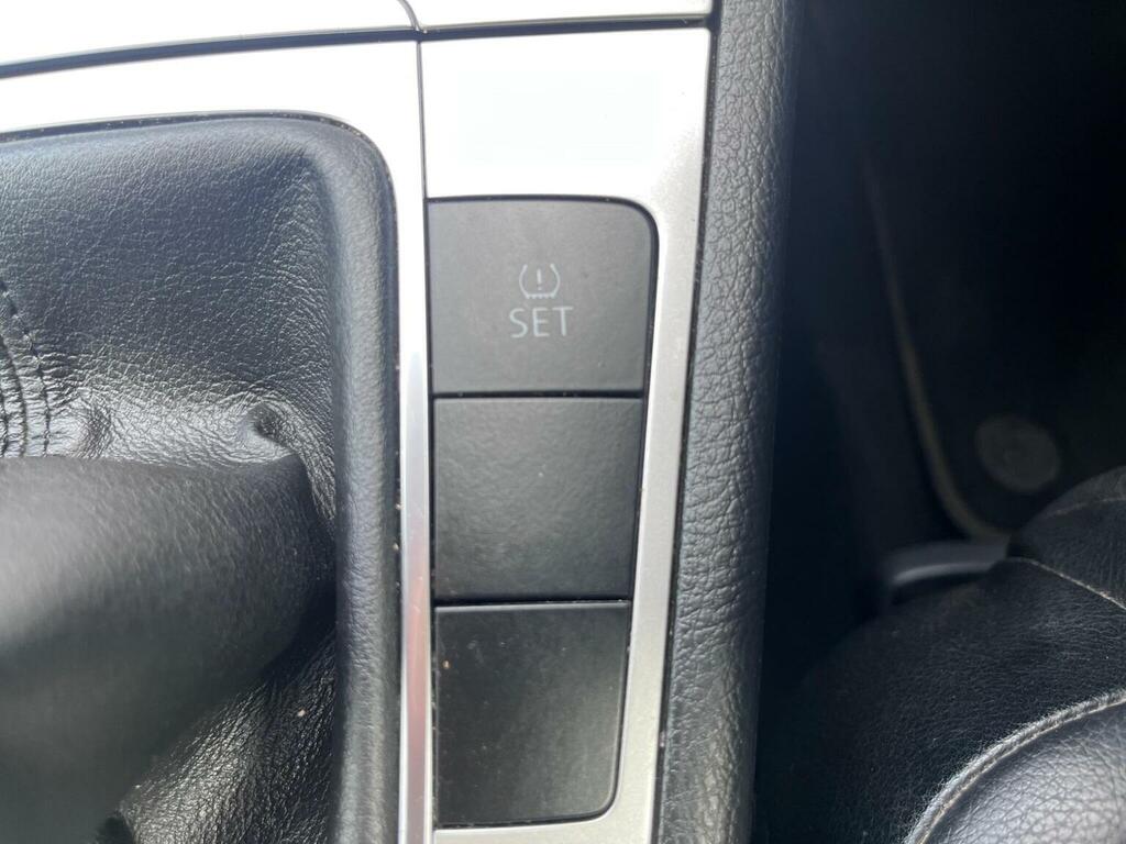 Volkswagen Passat Passat Silver #26